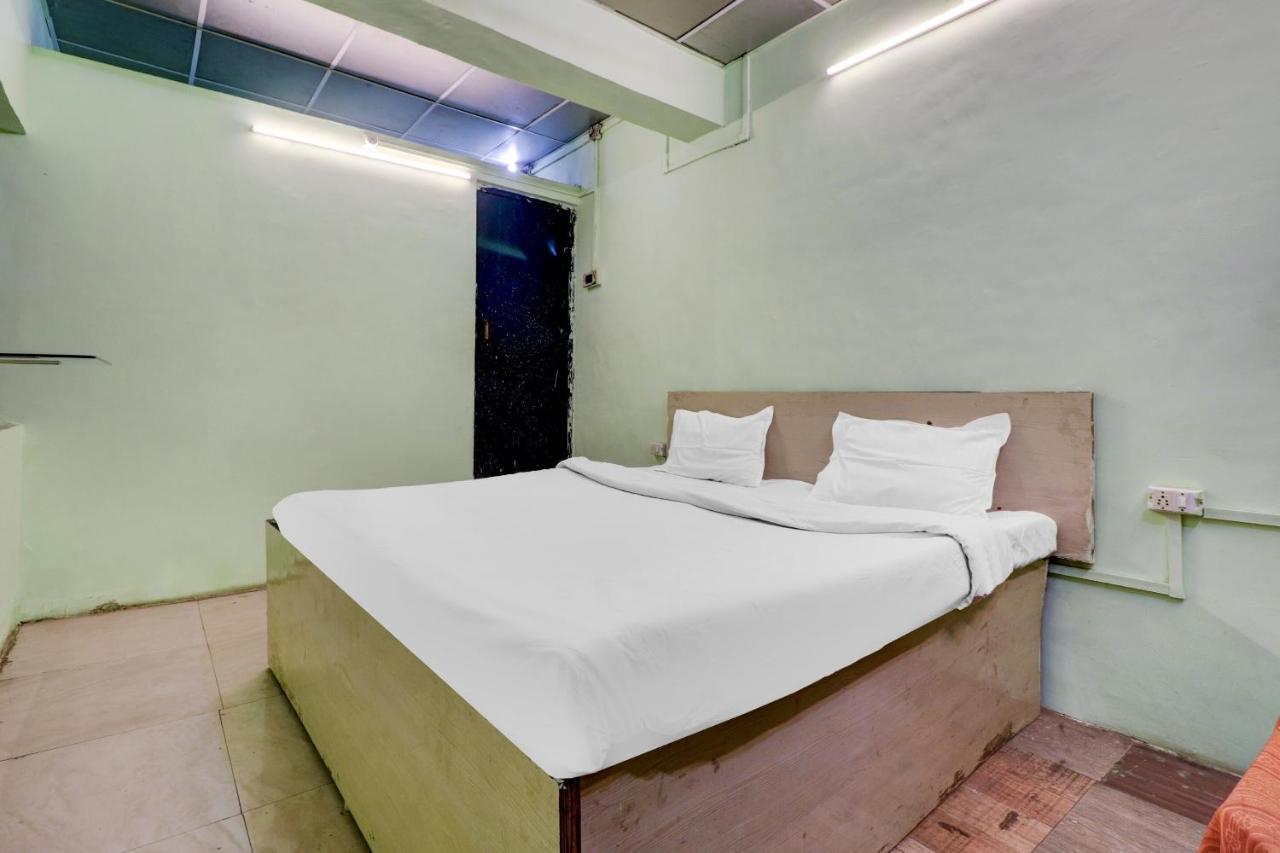 Hotel O Shree Radha Guest House Jhānsi Exteriör bild